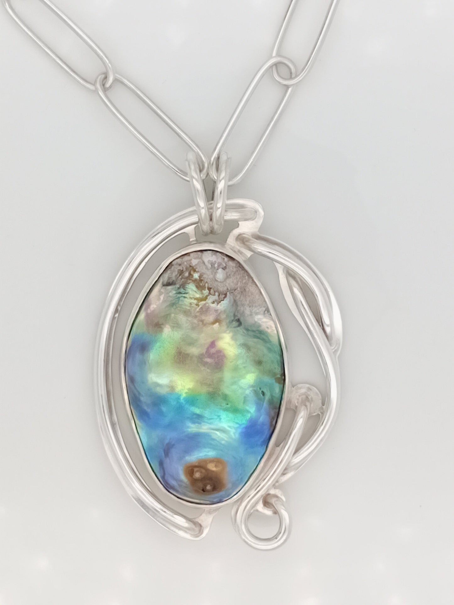 Wild Pāua (New Zealand Abalone) Pearl Pendant Necklace