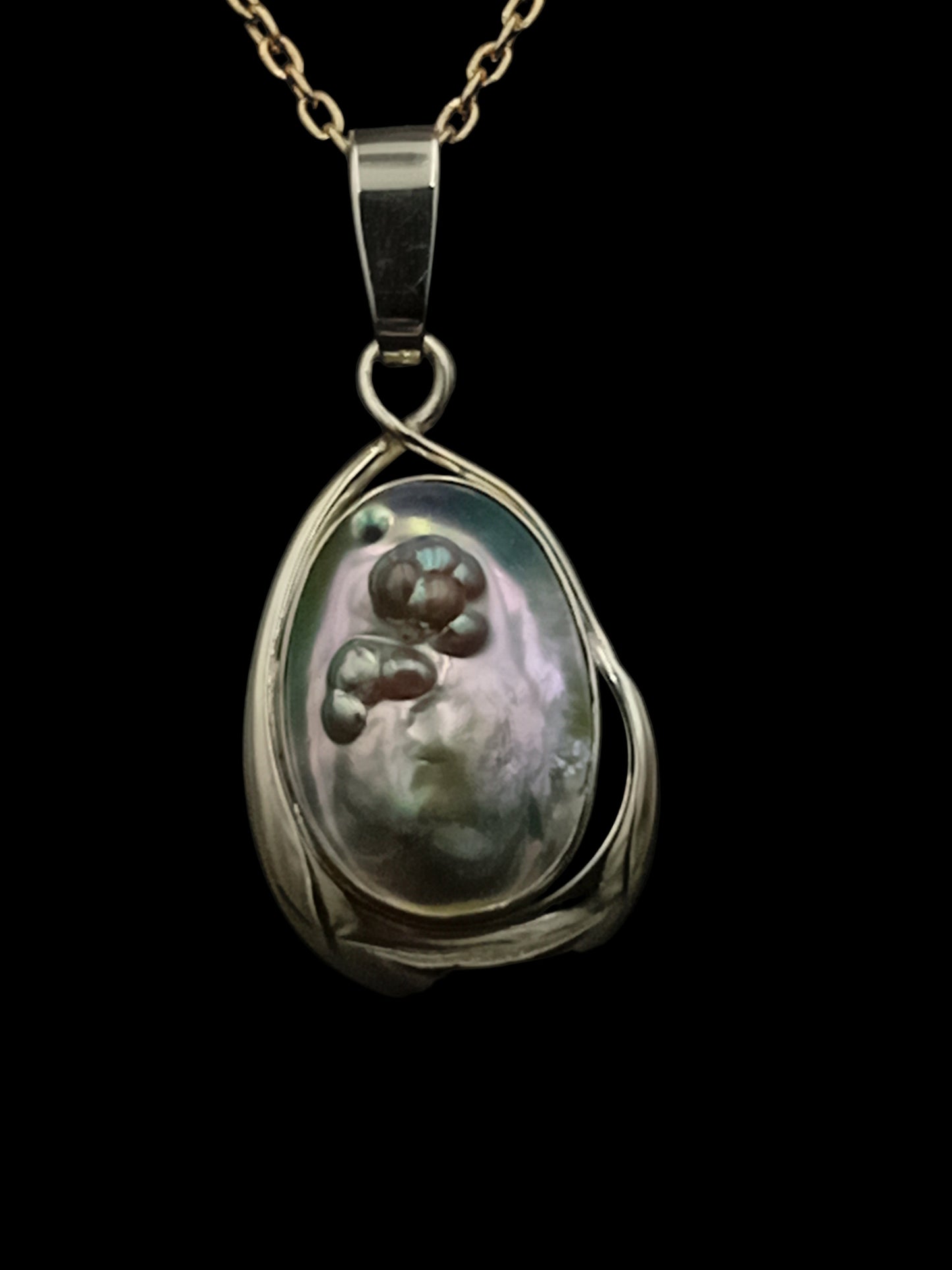 Natural Wild Pāua (New Zealand Abalone) Pearl Pendant Bubbles