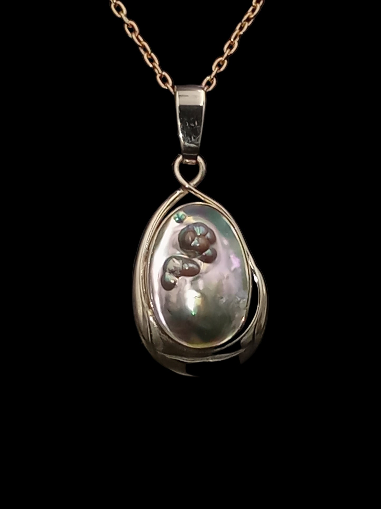 Natural Wild Pāua (New Zealand Abalone) Pearl Pendant Bubbles