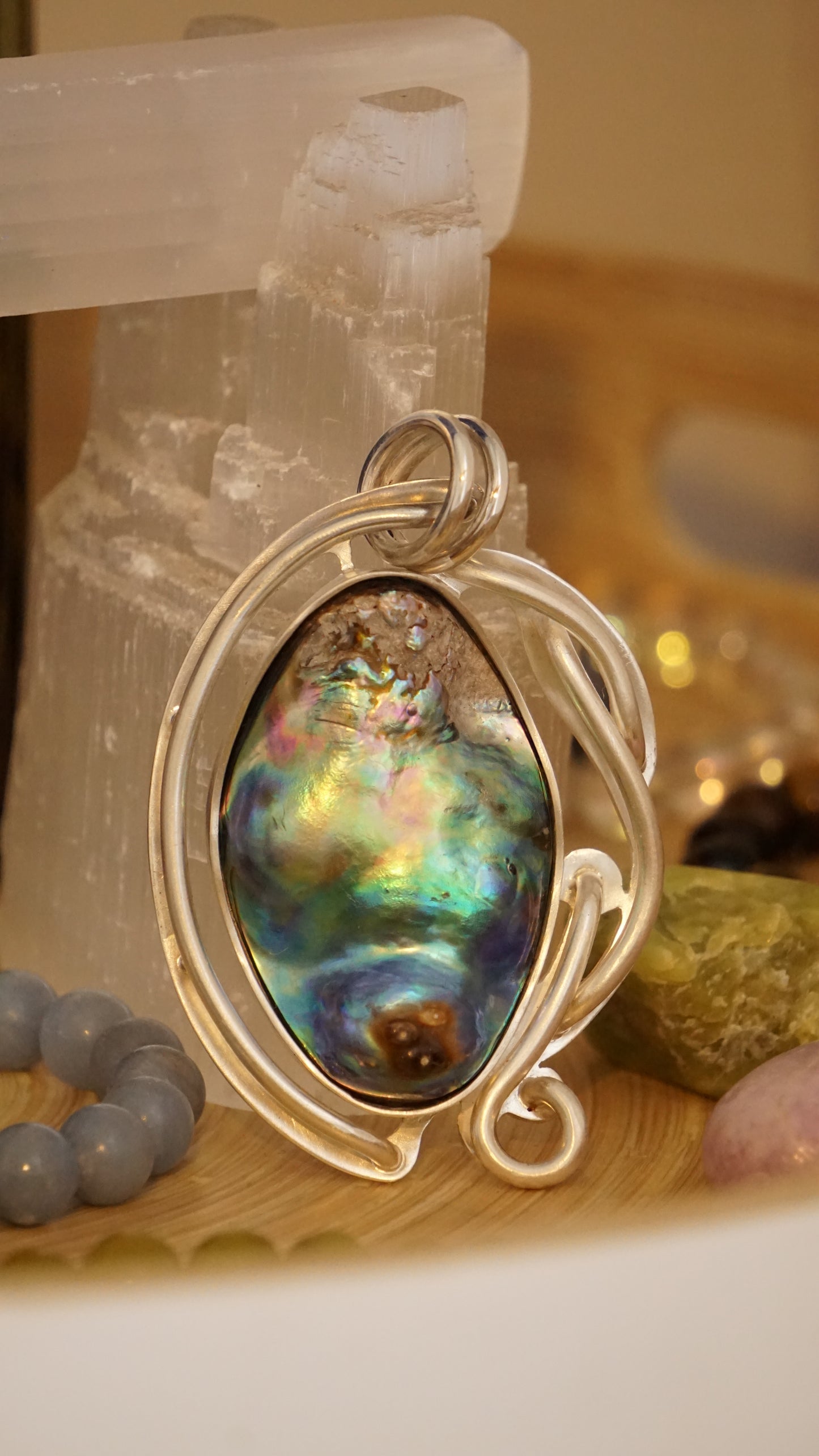 Wild Pāua (New Zealand Abalone) Pearl Pendant Necklace